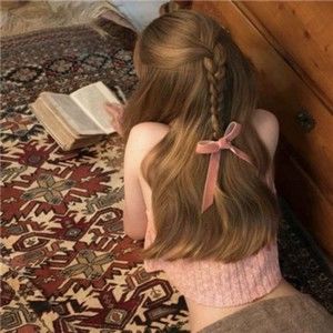 Meet your Posher, Holly